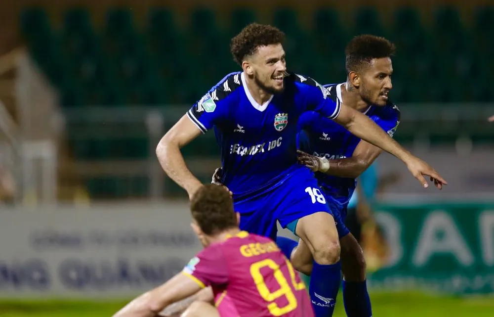 Becamex Bình Dương và khúc cua quan trọng trong tháng 8 ảnh 1