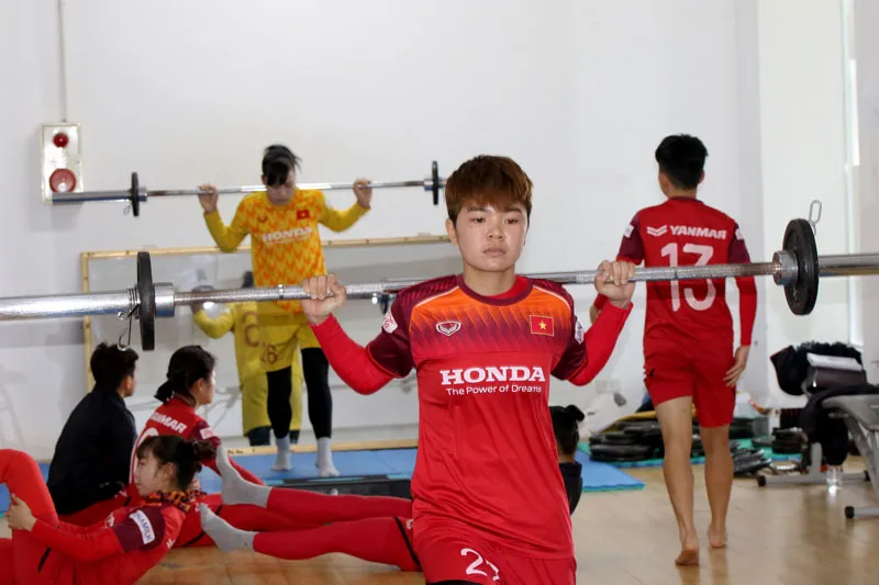 HLV Mai Đức Chung lên phương án thay Chương Thị Kiều ảnh 1