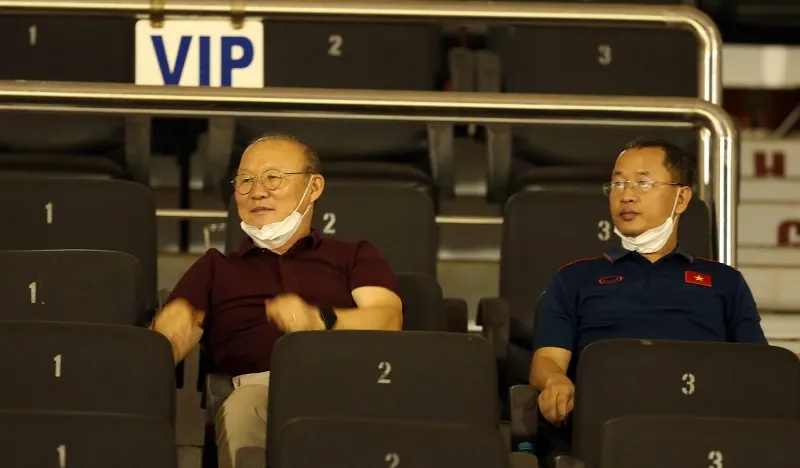 Văn Đức ghi điểm với thầy Park trên sân Thống Nhất ảnh 2