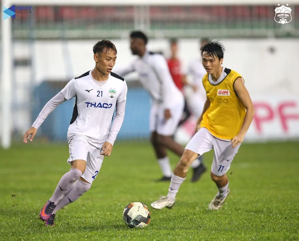 HA.GL có sự khởi đầu thuận lợi sau 2 vòng đầu tiên. Ảnh: HAGLFC