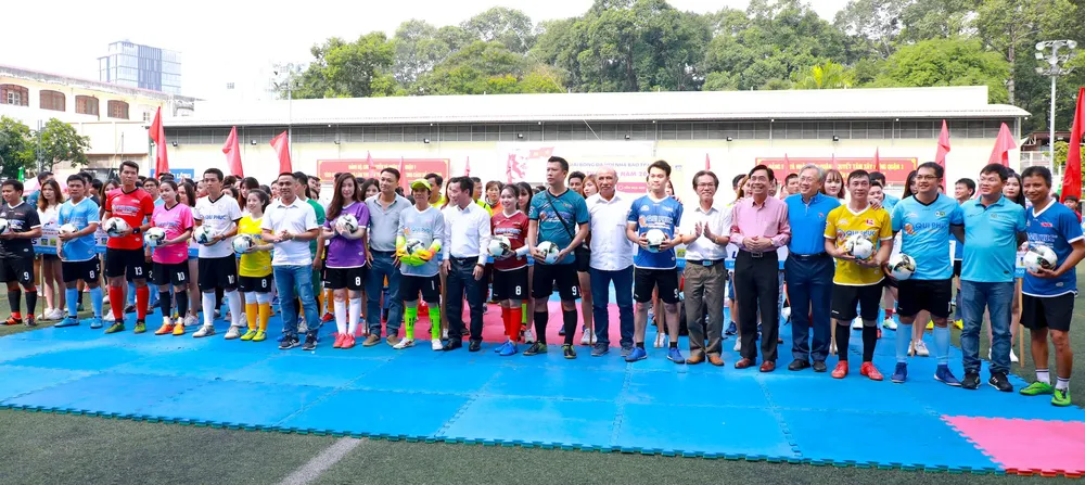 Rộn ràng sân chơi của người làm báo ảnh 5