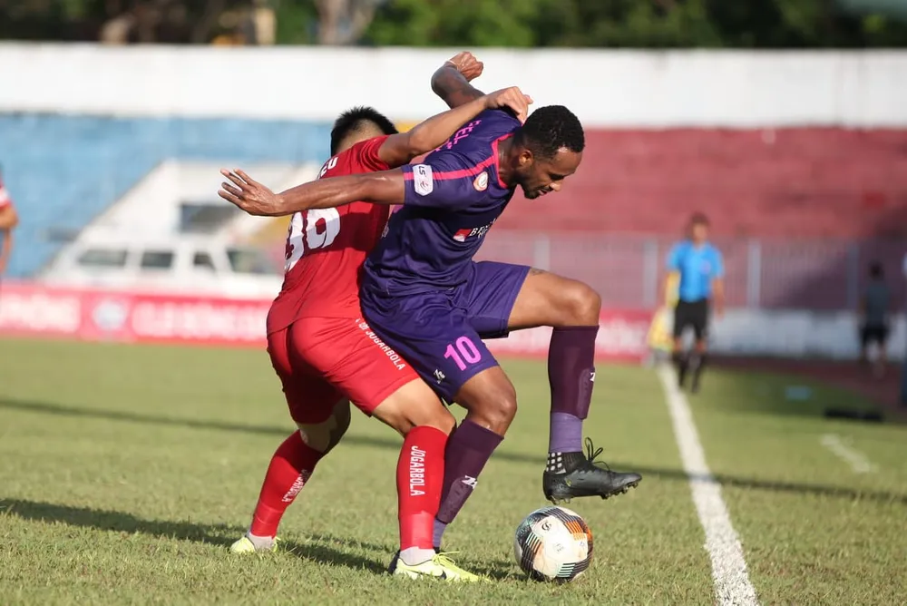 Paulo, tác giả bàn ấn định tỷ số 2-0 cho CLB Sài Gòn. Ảnh: MINH HOÀNG