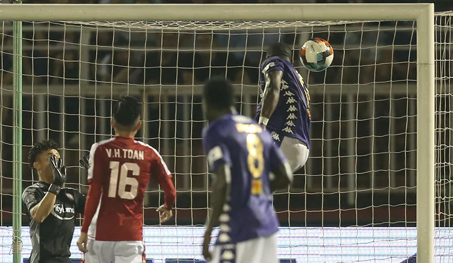 CLB TPHCM vẫn chưa thể đả bại CLB Hà Nội ảnh 7