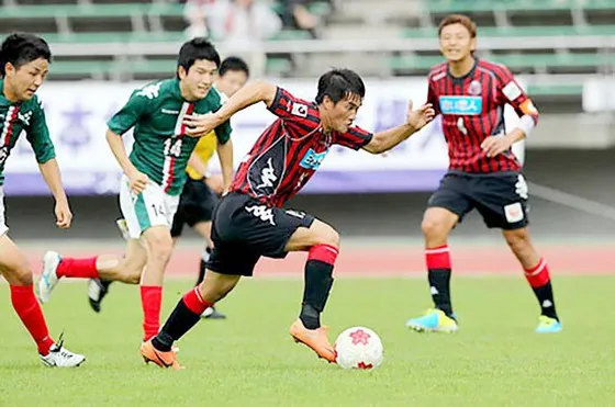 Siêu phẩm của Công Vinh tiếp tục lọt vào tứ kết tranh giải Bàn thắng đẹp nhất Asian Cup ảnh 1