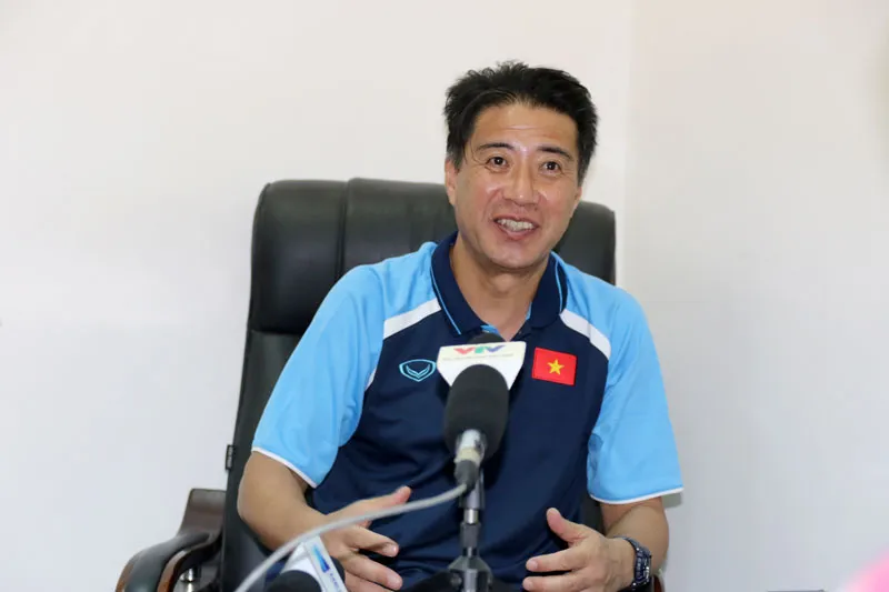 Ông Yusuke Adachi đánh giá cao tiềm năng của các cầu thủ trẻ Việt Nam ảnh 1