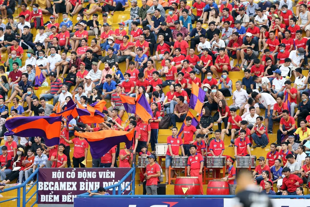 Sẽ có 5.100 khán giả được lên các khán đài sân Bình Dương khi LS V-League 2020 được nối lại