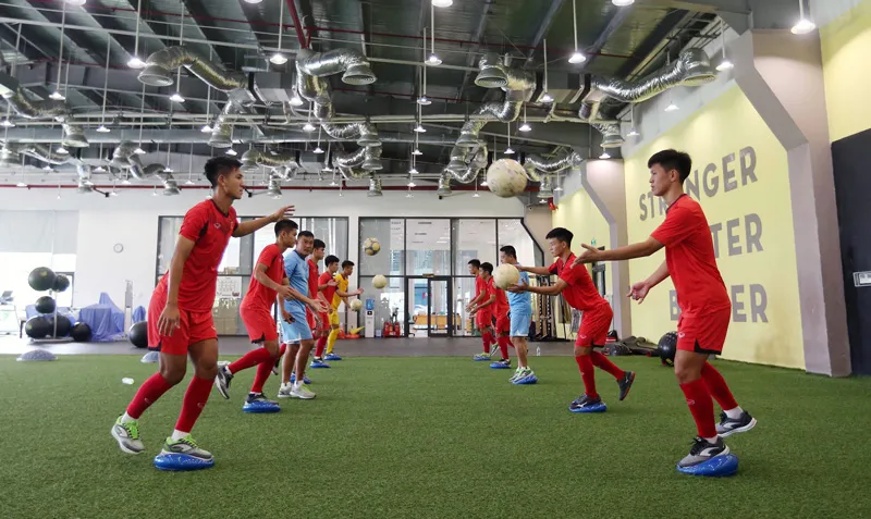 Trung tâm PVF được AFC cấp giấy chứng nhận học viện 3 sao