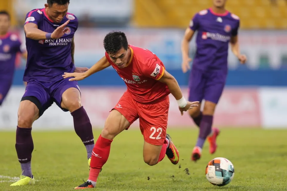 Tiến Linh cùng các đồng đội giành chiến thắng ấn tượng trước Sài Gòn FC. Ảnh: DŨNG PHƯƠNG