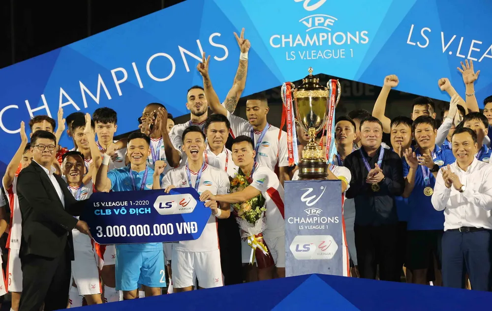 CLB Viettel lên vô địch LS V-League 2020 ảnh 2