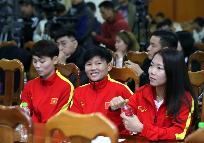 Ra mắt trang phục thi đấu của các ĐT Việt Nam trong năm 2021 ảnh 1