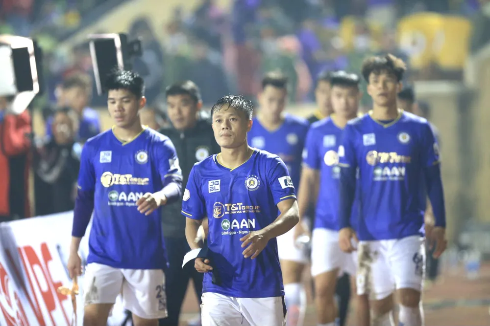 Hà Nội - B.Bình Dương: Gặp lại cố nhân ảnh 1