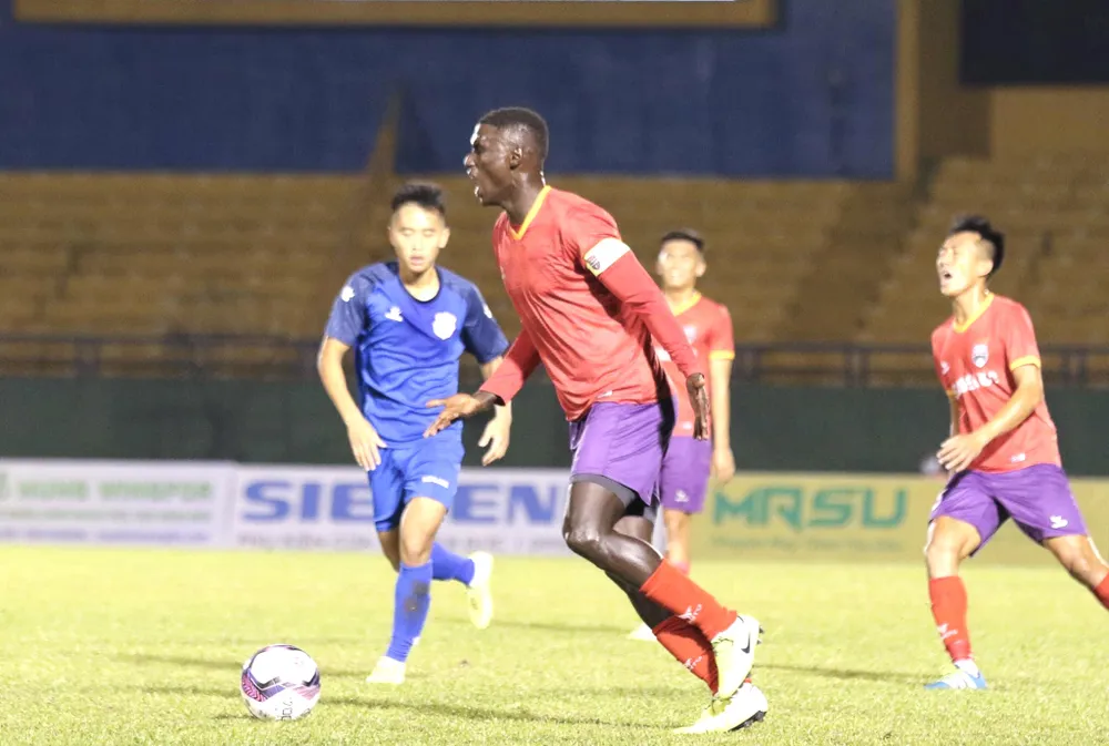 Hà Nội - B.Bình Dương: Gặp lại cố nhân ảnh 2