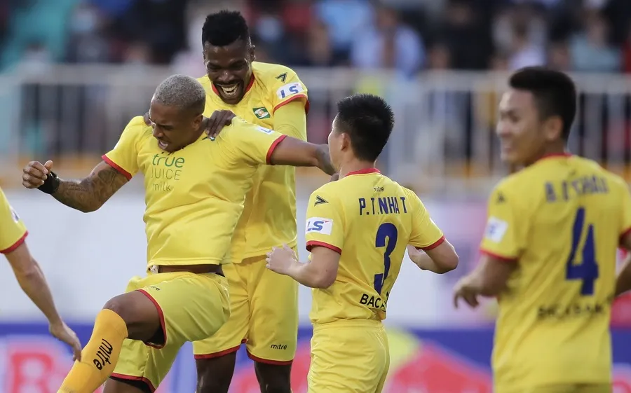 Văn Toàn giúp HA.GL có chiến thắng đầu tiên tại LS V-League 2021 ảnh 1