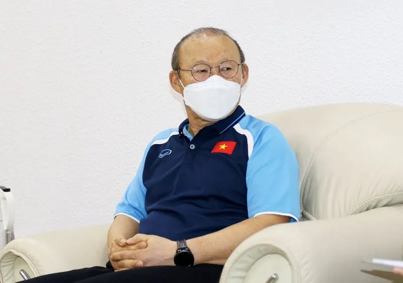 HLV Park Hang-seo và các cộng sự Hàn Quốc hoàn tất cách ly ảnh 1