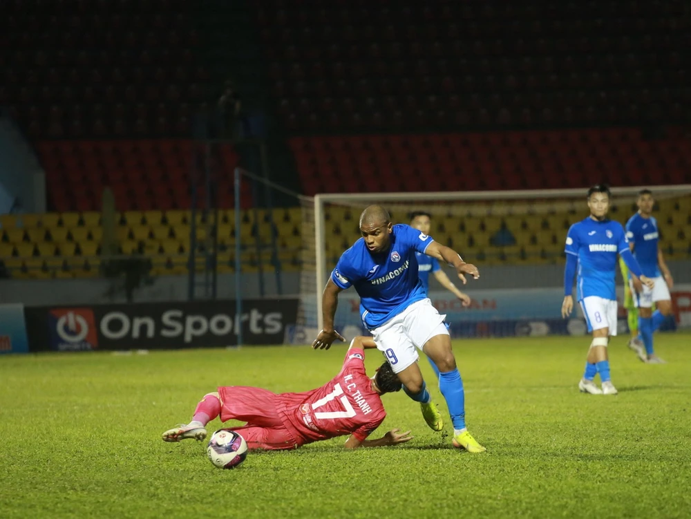 Sài Gòn FC "chìm" xuống cuối bảng sau trận thua thứ 5 liên tiếp. Ảnh: MINH HOÀNG