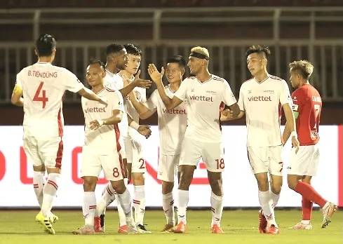 CLB TPHCM cầm hòa Viettel sau bàn thắng gây tranh cãi ảnh 1