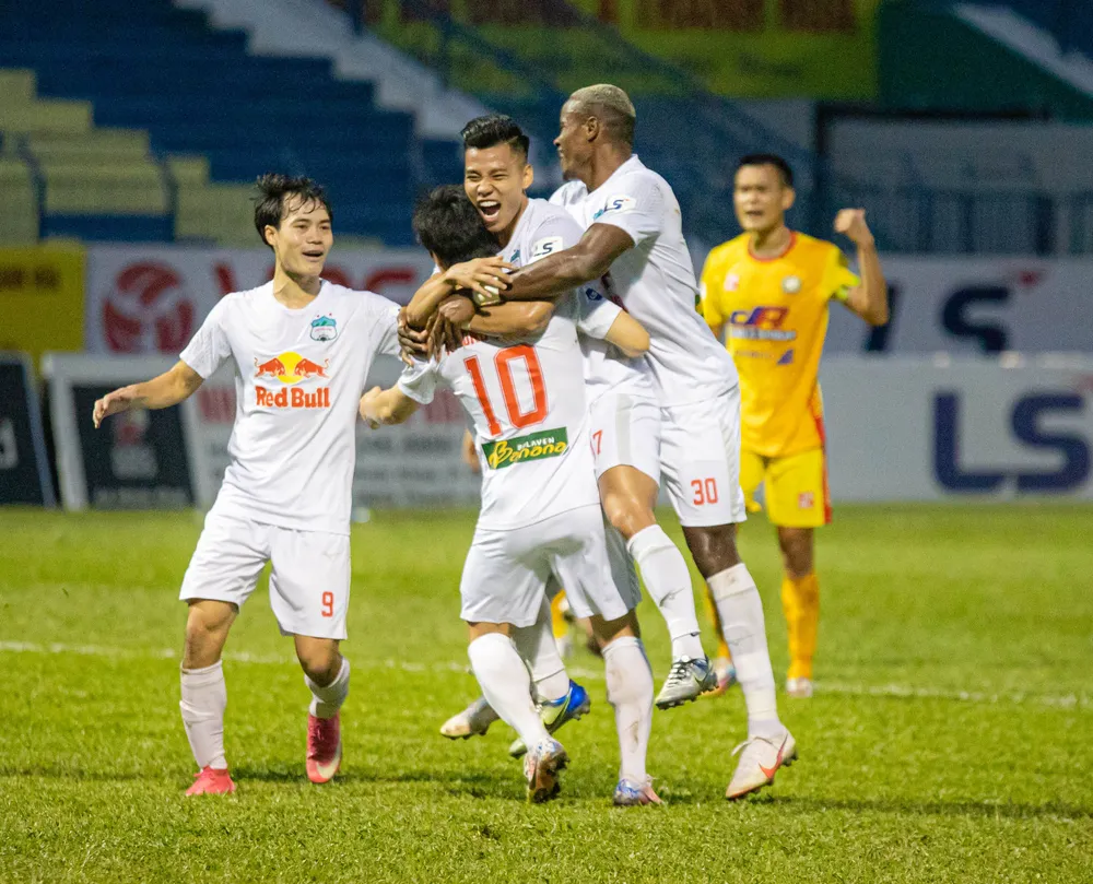 HA.GL – B.Bình Dương (17g, ngày 2-5): Khó cho đội bóng đất Thủ ảnh 1