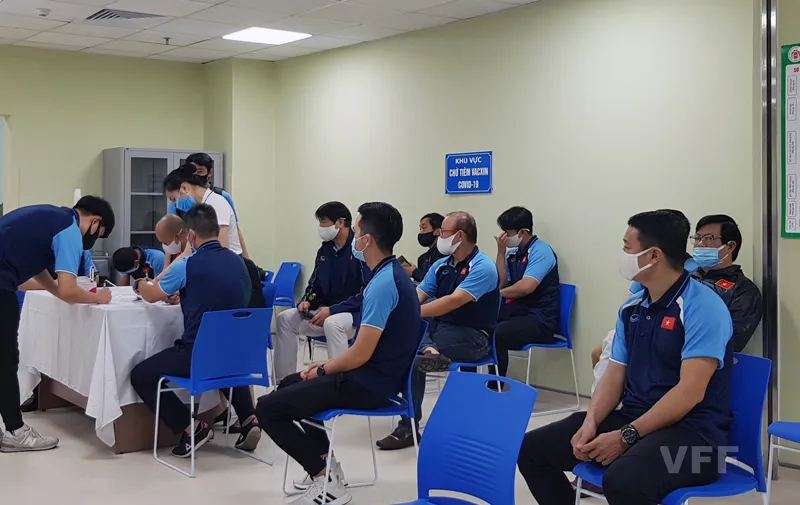 Đội tuyển Việt Nam trong đợt thực hiên mũi tiêm đầu tiên vào giữa tháng 4 vừa qua