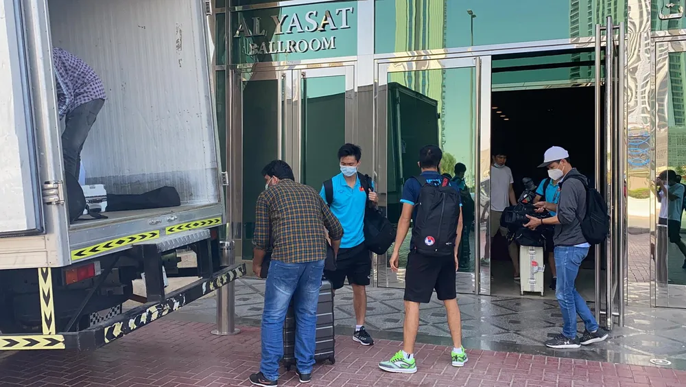 Đội tuyển Việt Nam đến khách sạn mới cùng 4 đội còn lại ảnh 3