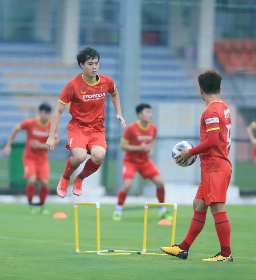 Chờ ‘phù thủy’ trở lại ảnh 1