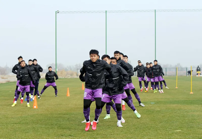 U22 Việt Nam ở buổi tập chiều 1-11, buổi tập cuối trước trận quyết định với Myanmar