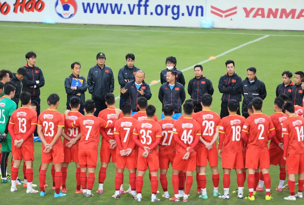 Đội tuyển Việt Nam sẽ có nhiều cầu thủ trẻ ở đợt hội quân chuẩn bị cho AFF Cup