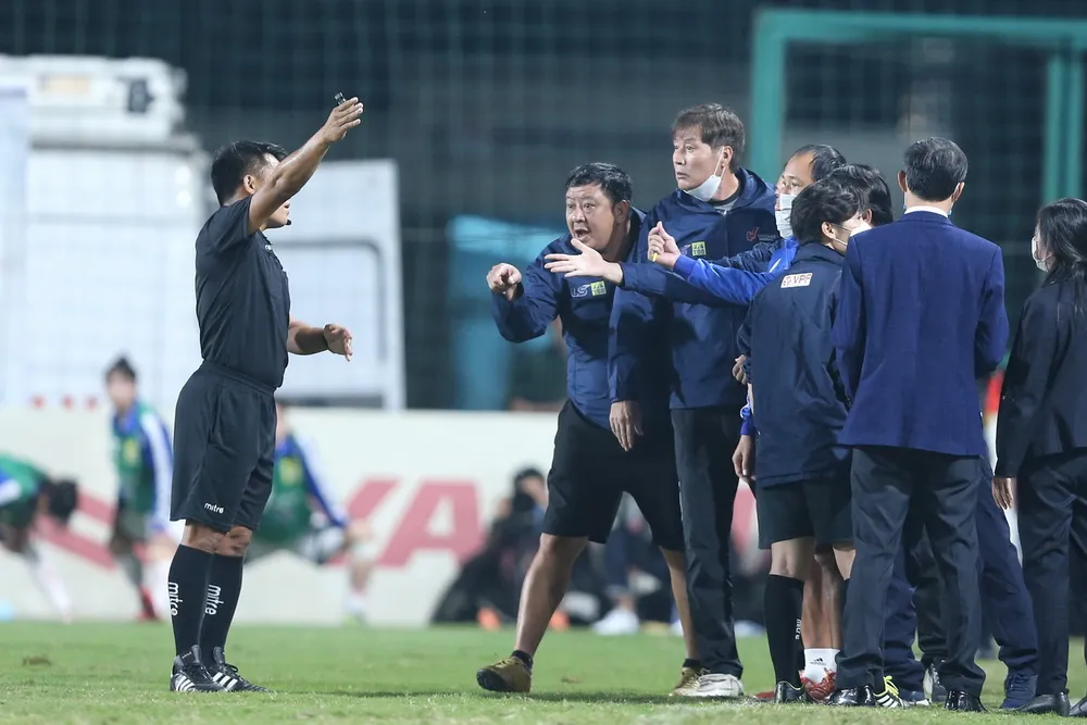 TPHCM thắng lớn ở giải bóng đá nữ VĐQG 2021 ảnh 4