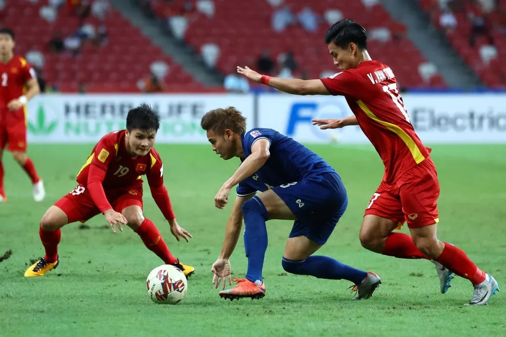 AFF Cup 2020: Việt Nam thua trận một phần vì trọng tài ảnh 2