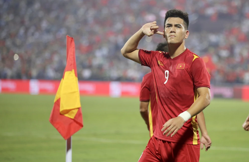 Tiến Linh ghi bàn thắng đầu tiên cho U23 Việt Nam tại SEA Games 31. Ảnh: DŨNG PHƯƠNG