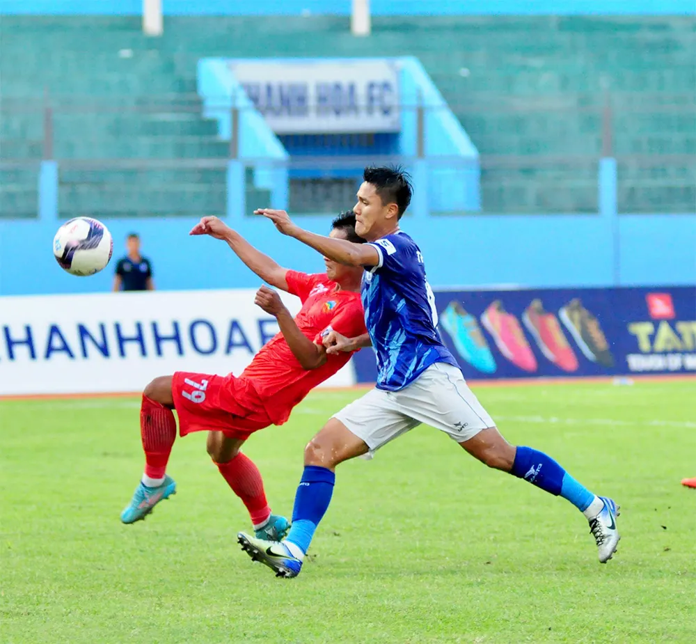 Giải hạng Nhất LS 2022: Công an Nhân dân vô địch lượt đi ảnh 1