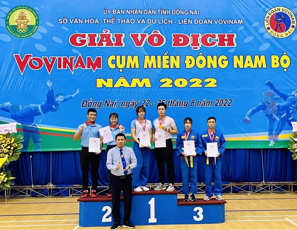 Bình Dương đạt hạng nhì toàn đoàn tại Giải vô địch Vovinam cụm miền Đông Nam Bộ năm 2022 ảnh 1 Bình Dương đạt hạng nhì toàn đoàn tại Giải vô địch Vovinam cụm miền Đông Nam Bộ năm 2022 ảnh 1