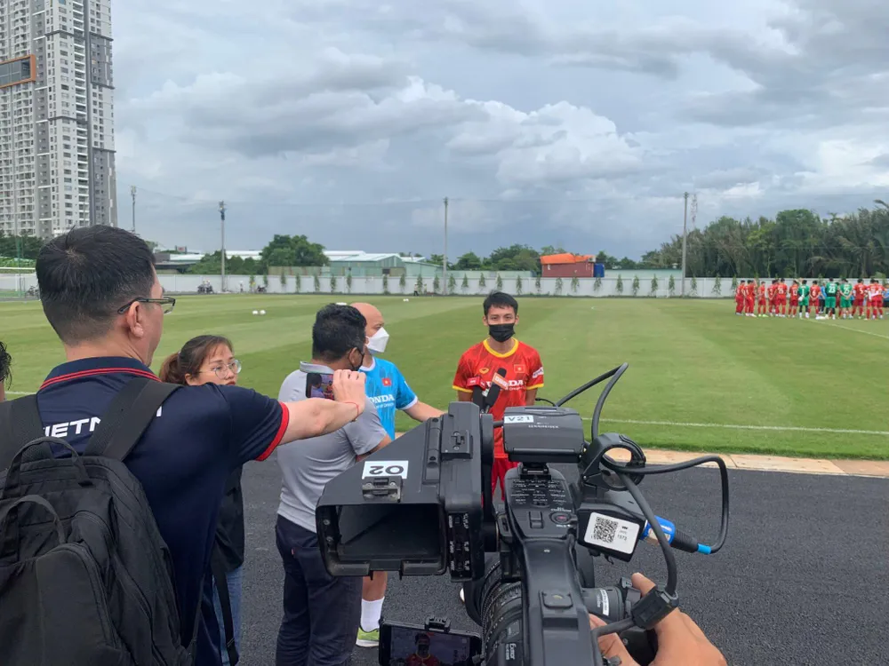 Đỗ Hùng Dũng tin tưởng các cầu thủ trẻ sẽ có cơ hội dự AFF Cup ảnh 4