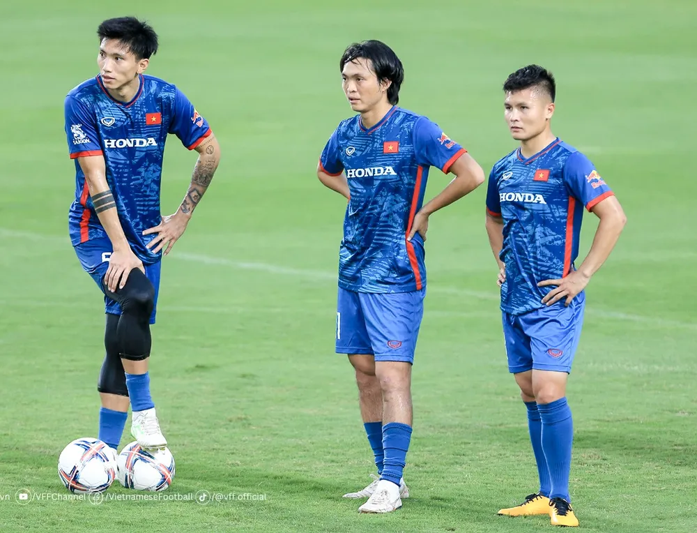 Quang Hải là một trong những cầu thủ cố gắng tìm lại chính mình sau thời gian ít ra sân tại Pháp