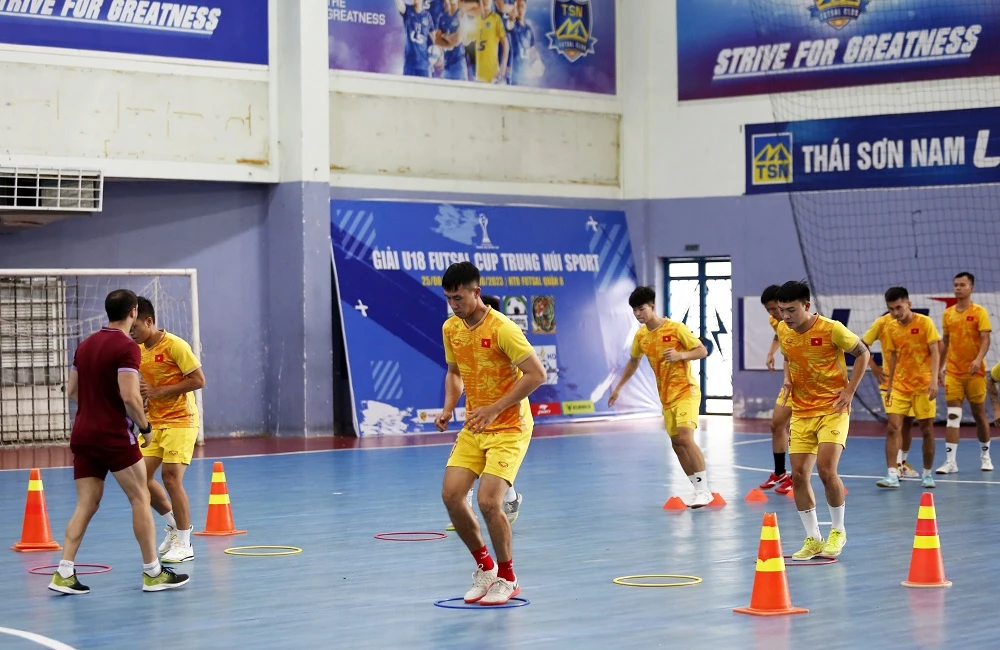 Đội tuyển futsal Việt Nam đã đi vào tập huấn hơn 2 tuần qua