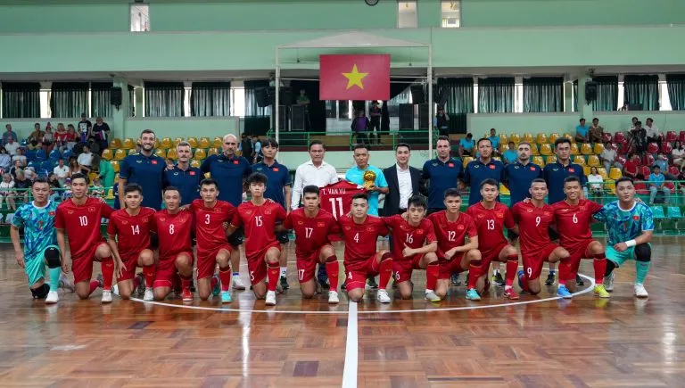 Văn Vũ nằm trong số ít cầu thủ giàu thành tích nhất của làng futsal Việt Nam Văn Vũ nằm trong số ít cầu thủ giàu thành tích nhất của làng futsal Việt Nam