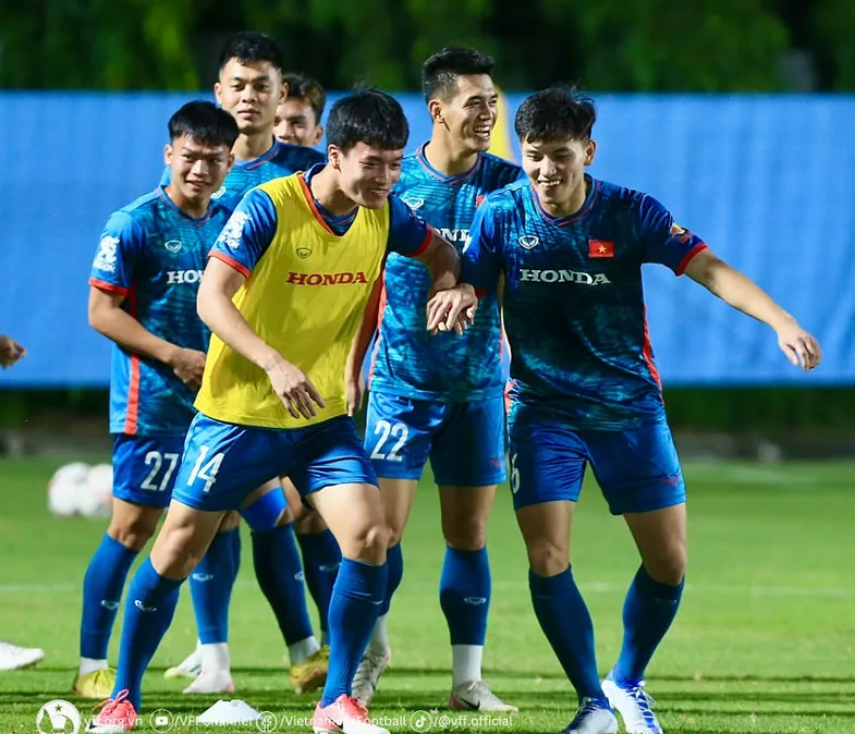 Đội tuyển Việt Nam sẽ lên đường sang Trung Quốc vào rạng sáng ngày 8-10