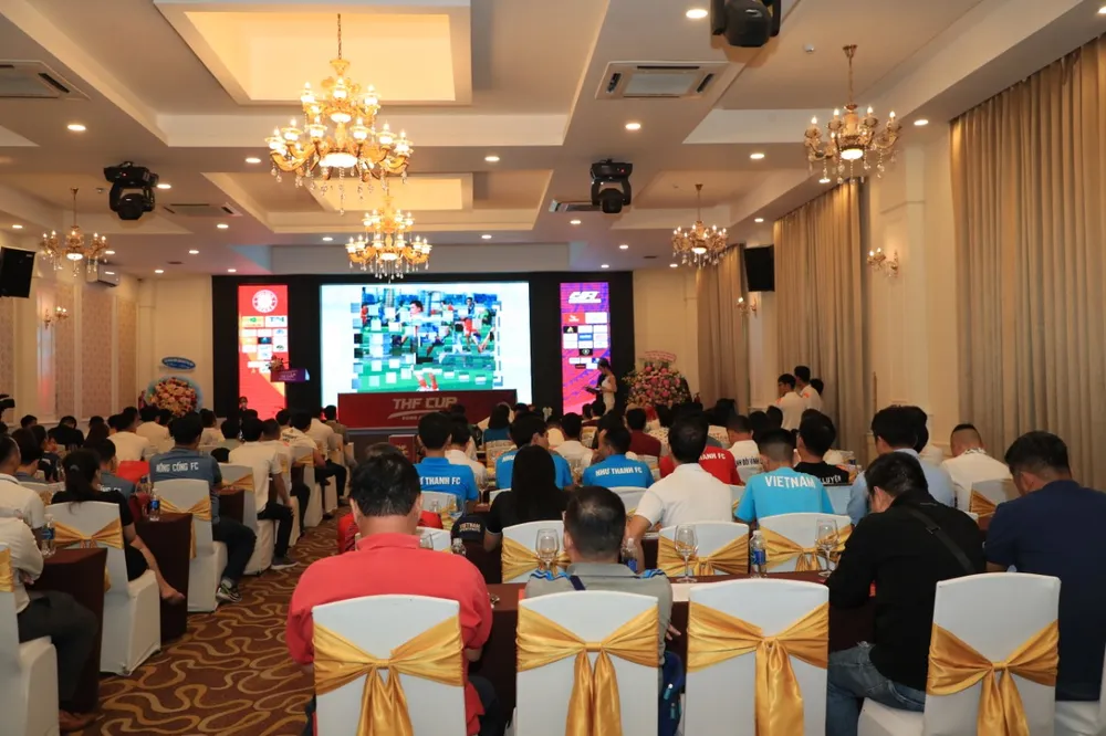 Toàn cảnh buổi họp giới thiệu giải và công bố các nhà tài trợ Toàn cảnh buổi họp giới thiệu giải và công bố các nhà tài trợ