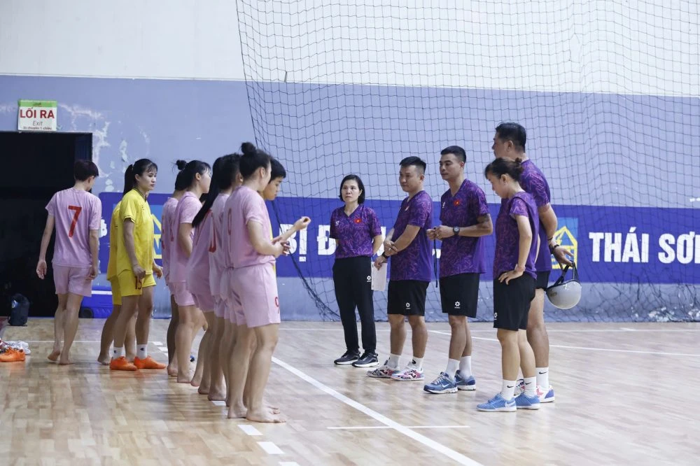 Đội tuyển futsal nữ Việt Nam sẵn sàng cho giấc mơ tham dự World Cup