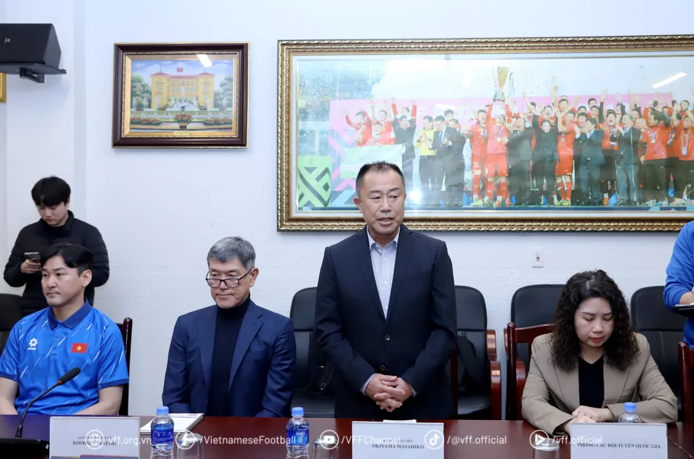 HLV Masahiko chia sẻ trong ngày đầu nhận nhiệm vụ IMG_6995-1.jpg