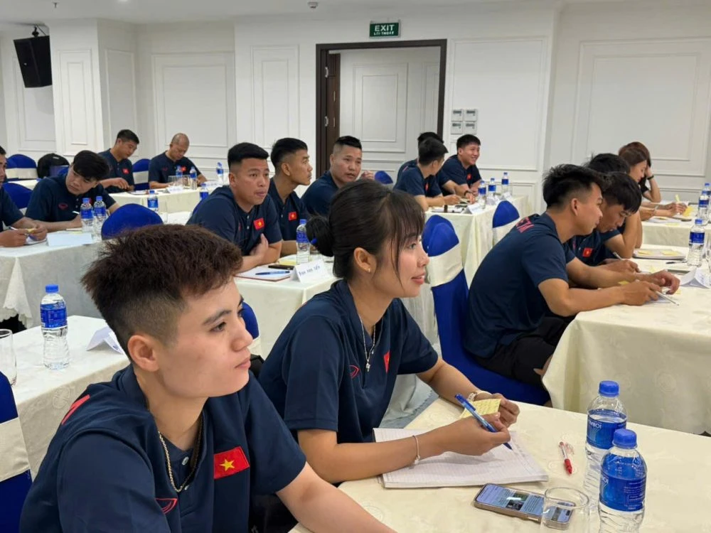Có 24 học viên tham gia khóa học z6411223574087_8d8fd594385d67dcaca9f006d57863c7-e1742098530975.jpg