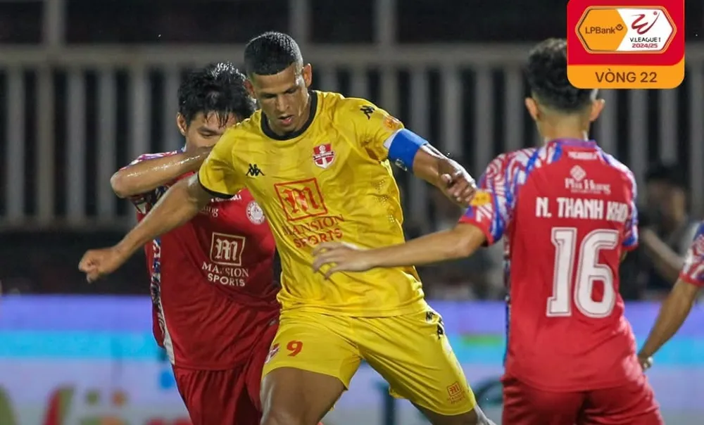 Tiền đạo Goncalves Silva Lucas Vinicius. 20250509_214559_Y1XKklDc.jpg