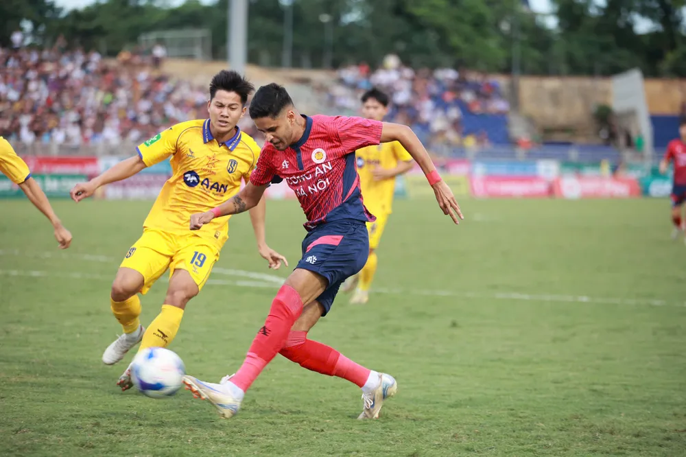 SLNA không thể ngăn cản được CAHN đăng quang ở Cúp Quốc gia 2024-2025. Ảnh: ĐỨC CƯỜNG