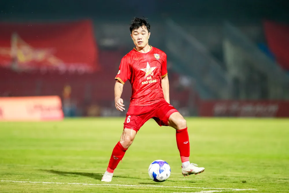 Xuân Trường nằm trong số các cầu thủ chia tay Hà Tinh sau mùa bóng 2024-2025. Ảnh: HTFC 495156861_1098423815645905_6449004550126245536_n.jpg