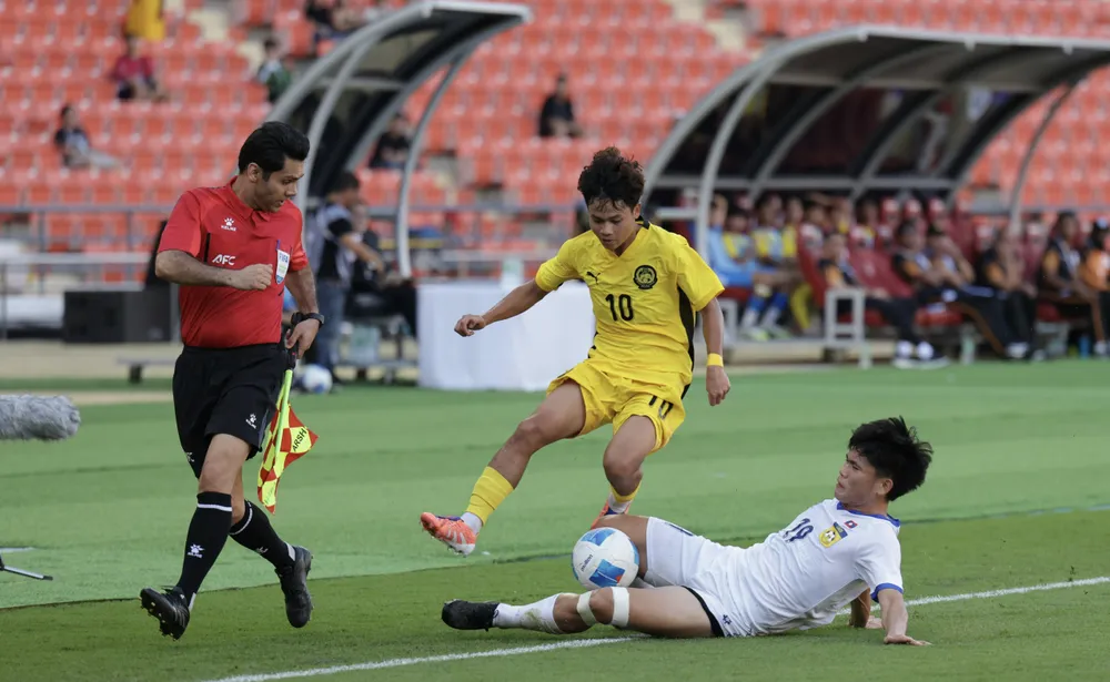 U22 Lào bị loại khi thua cả 2 trận trước U22 Việt Nam và U22 Malaysia. Ảnh: DŨNG PHƯƠNG