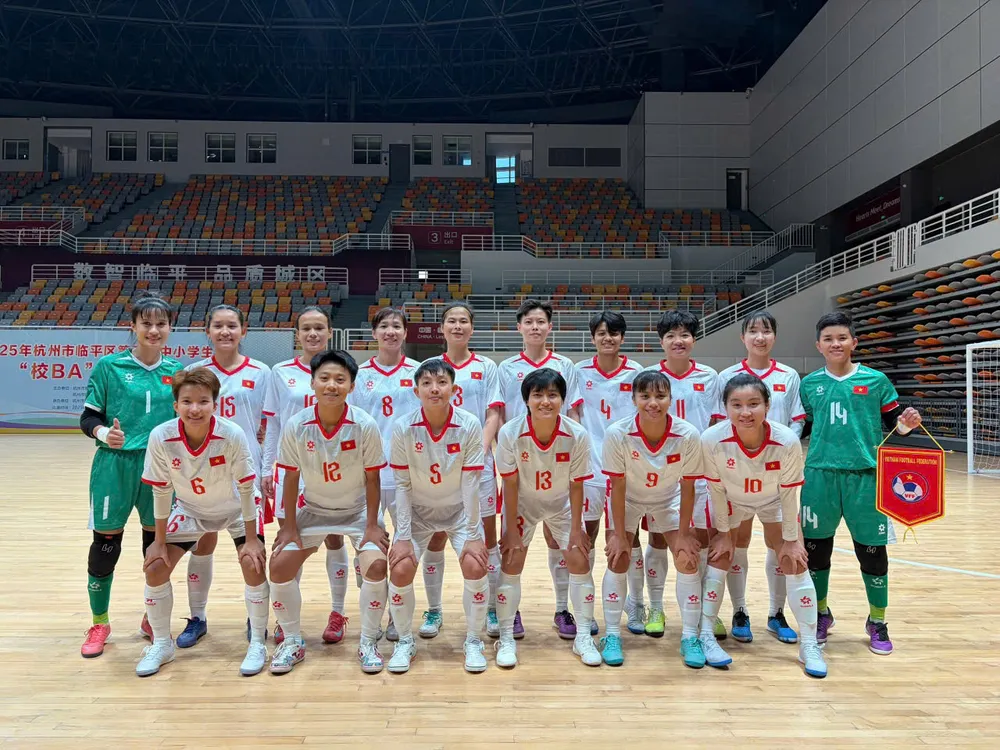 Đội tuyển futsal nữ Việt Nam đã chốt xong 14 niềm hy vọng tranh HCV SEA Games 33.