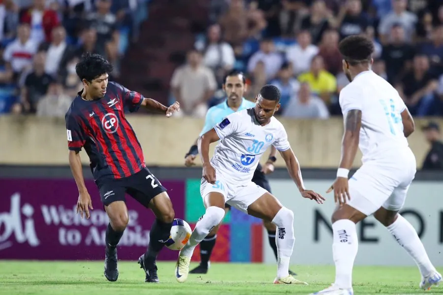 Trua Bangkok United trong trận hòa Nam Định ở vòng đấu bảng Cúp C1 Đông Nam Á 2025-2026.
