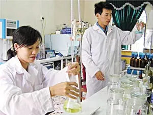Nghị quyết số 27-NQ/TƯ : Xây dựng đội ngũ trí thức trong thời kỳ đẩy mạnh CNH-HĐH