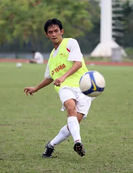 Tuyển Việt Nam trước AFF Cup 2008: Sống lưng mỏi mệt