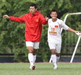 Tuyển Việt Nam trước AFF Cup 2008: Sống lưng mỏi mệt ảnh 2