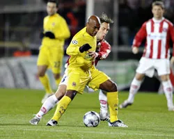 ATL.Madrid (7) - Deportivo (6): Trận cuối của Aguirre? ảnh 2